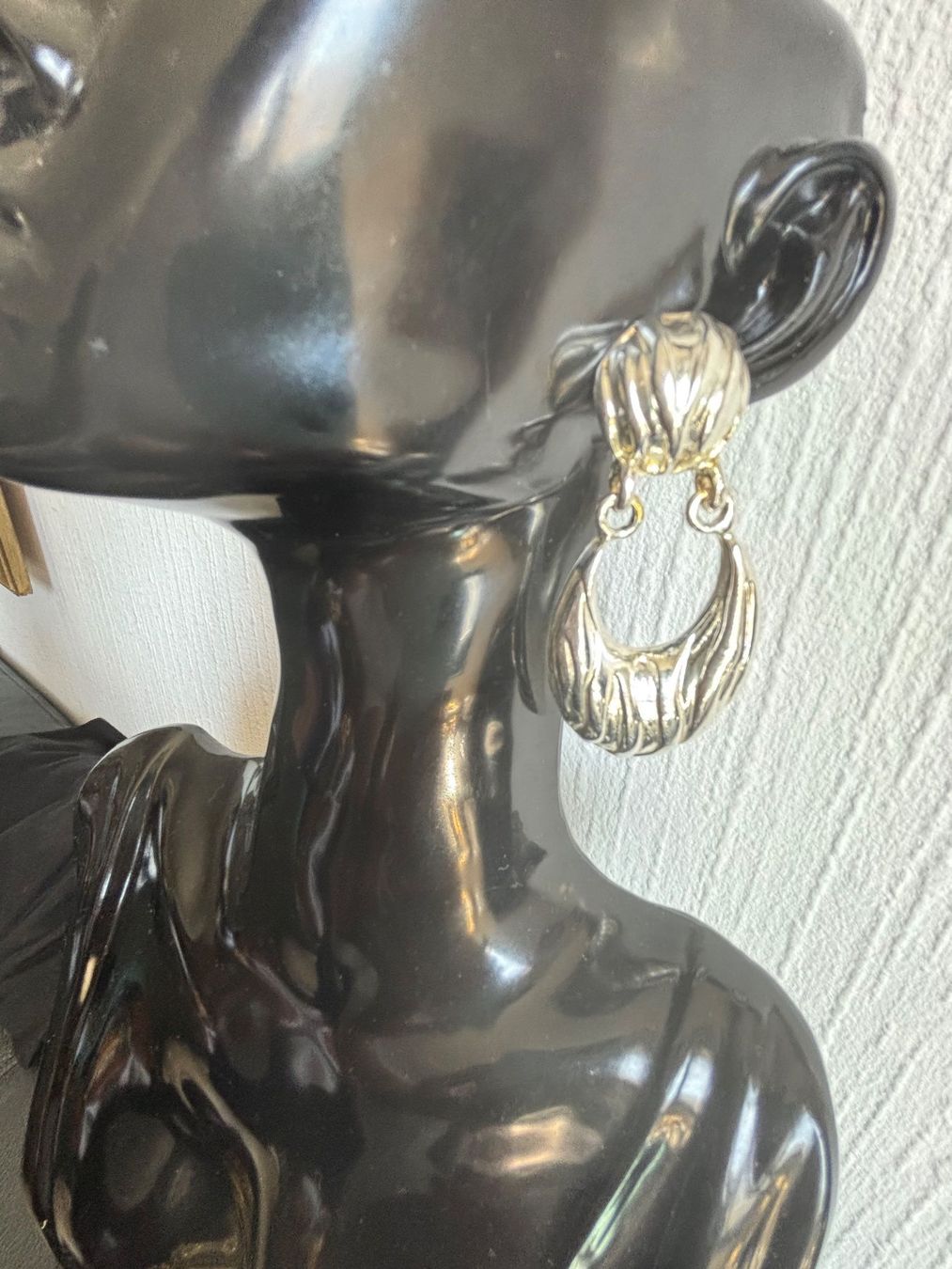 Orecchini pendenti & Orecchini a lobo: Clips d'oreilles vintages style moderniste – Usato da Peseux venduto da CharmeCommerce 6