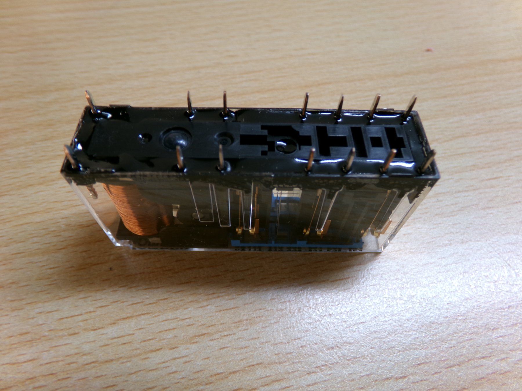 Omron Elektronikbauteile: Relais 24VDC Omron P7SA-14F-ND – Gebraucht aus Hombrechtikon von Maloev17 8