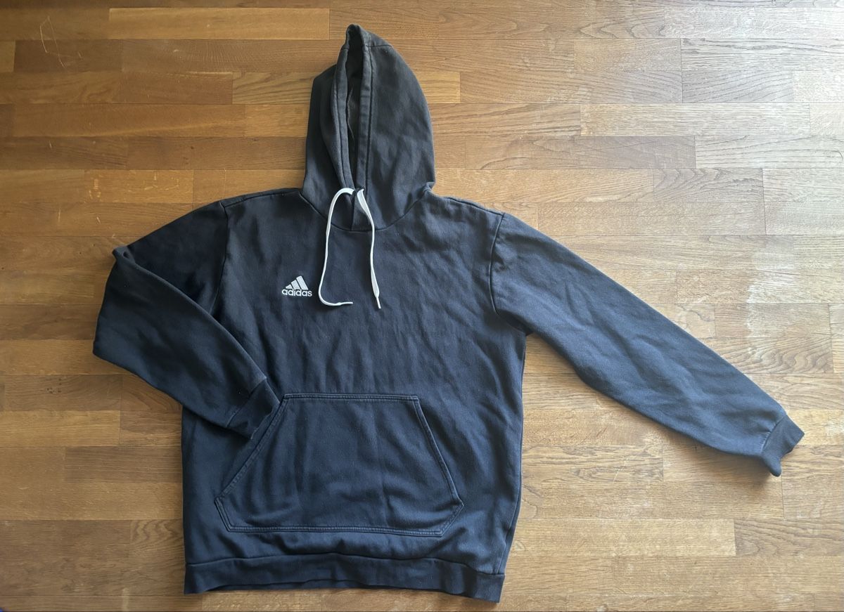 Adidas Kleiderpakete: Adidas Paket Größe L – Gebraucht aus Küttigen von Hedimia 4
