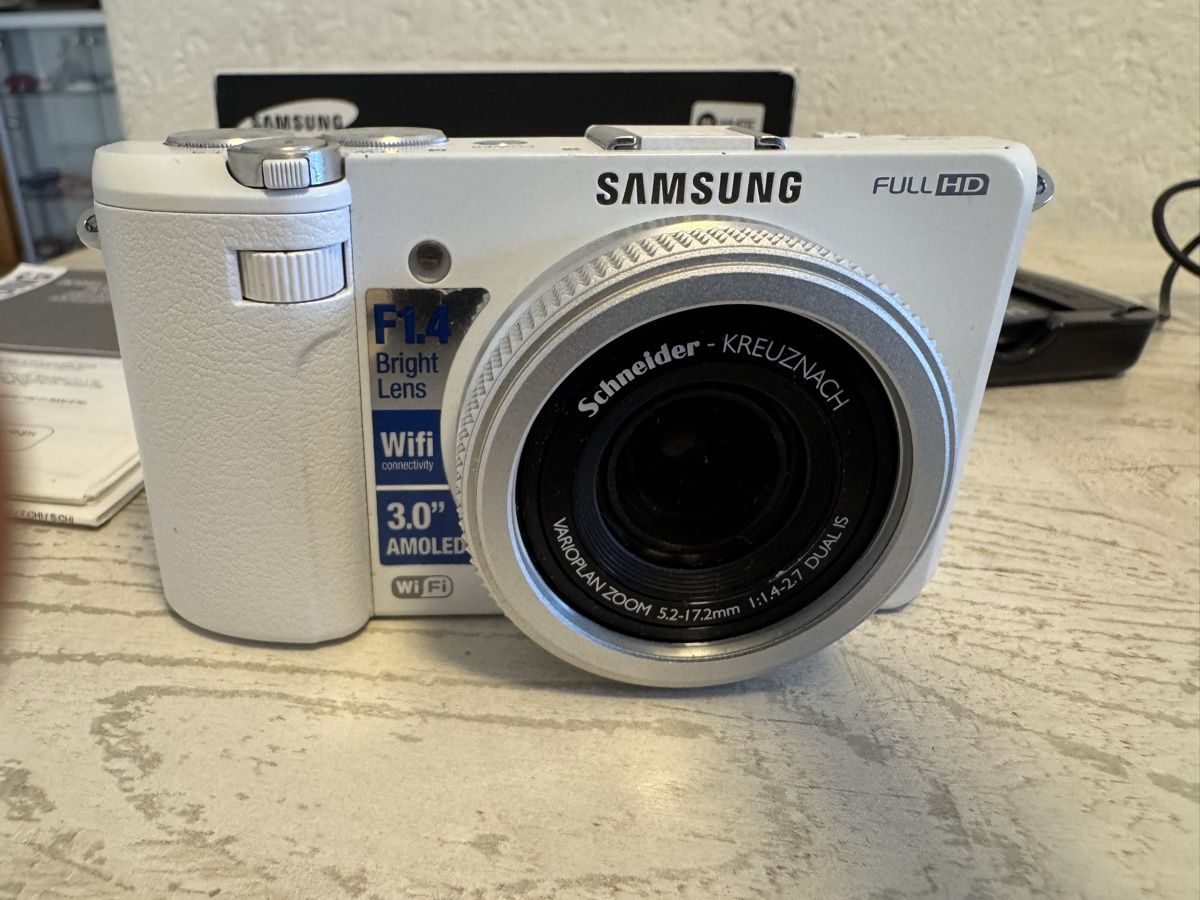 Samsung Fotocamera: Samsung EX2F Digitalkamera – Usato da Zunzgen venduto da milesdavis76 5