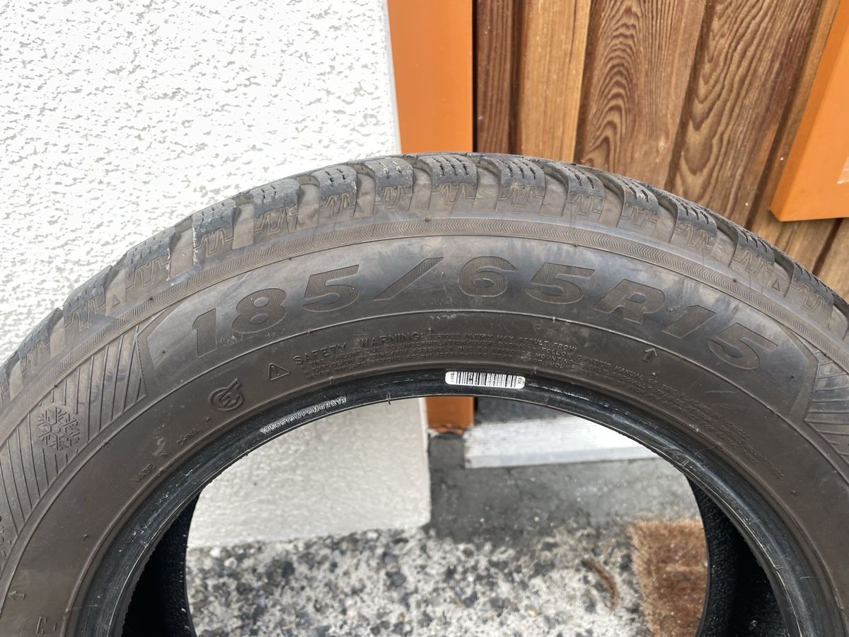 Pneumatici & Ruote complete: 185/65/15 winterpneu 4 stück – Usato da Dielsdorf venduto da edo_2kjr 2