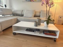 PURE Clubtisch weiss glatt