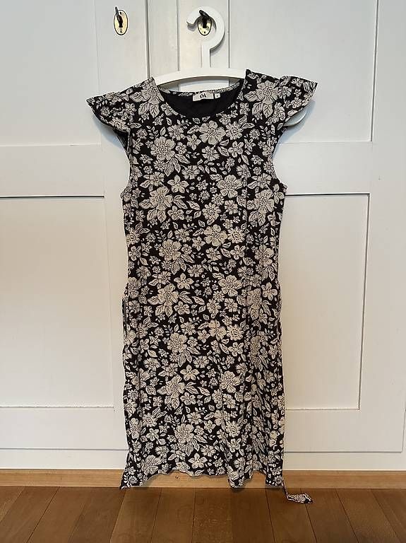 Vestiti: Sommerkleid mit Blumenmuster – Usato da Chur venduto da Corina1111