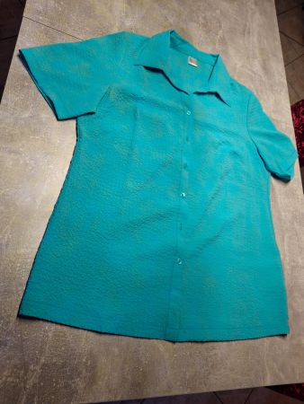 Chemise taille 42 manches courtes