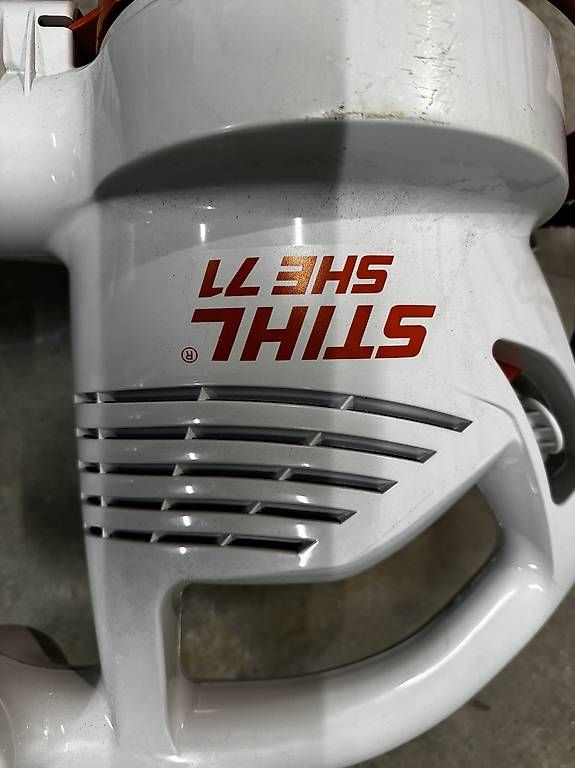 Soffiatori & Aspiratori per foglie: Stihl SHE 71 - Elektro-Saughäcksler  – Usato da Reichenbach i. K. venduto da Kusi8 1