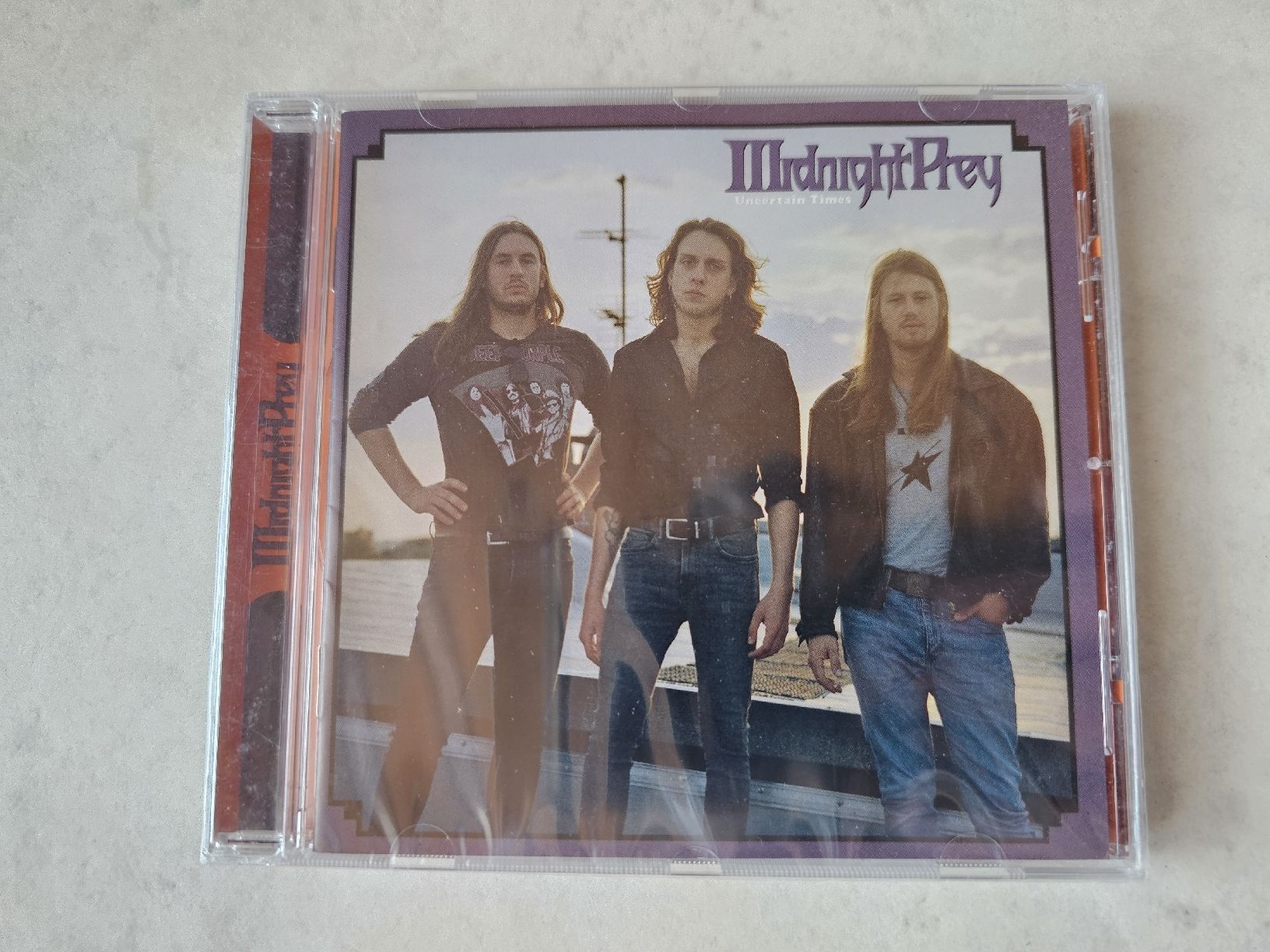 CD: Midnight Prey  -  Uncertain Times  /  Fabrikneu – Nuovo e nell'imballaggio originale da Schneisingen venduto da backstore24