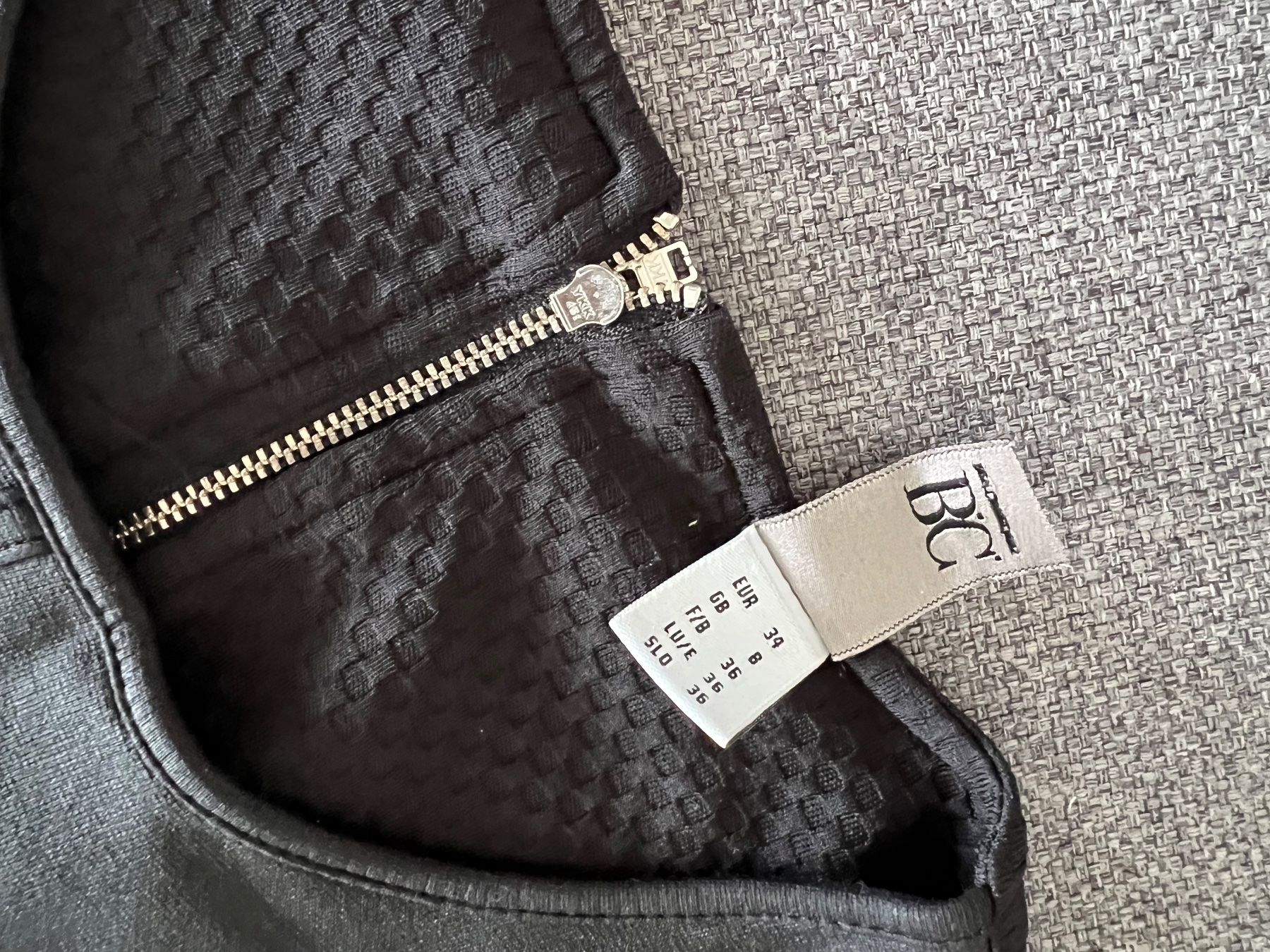 Vestiti: Kleid BC 34 schwarz – Usato da Kloten venduto da now20160 2