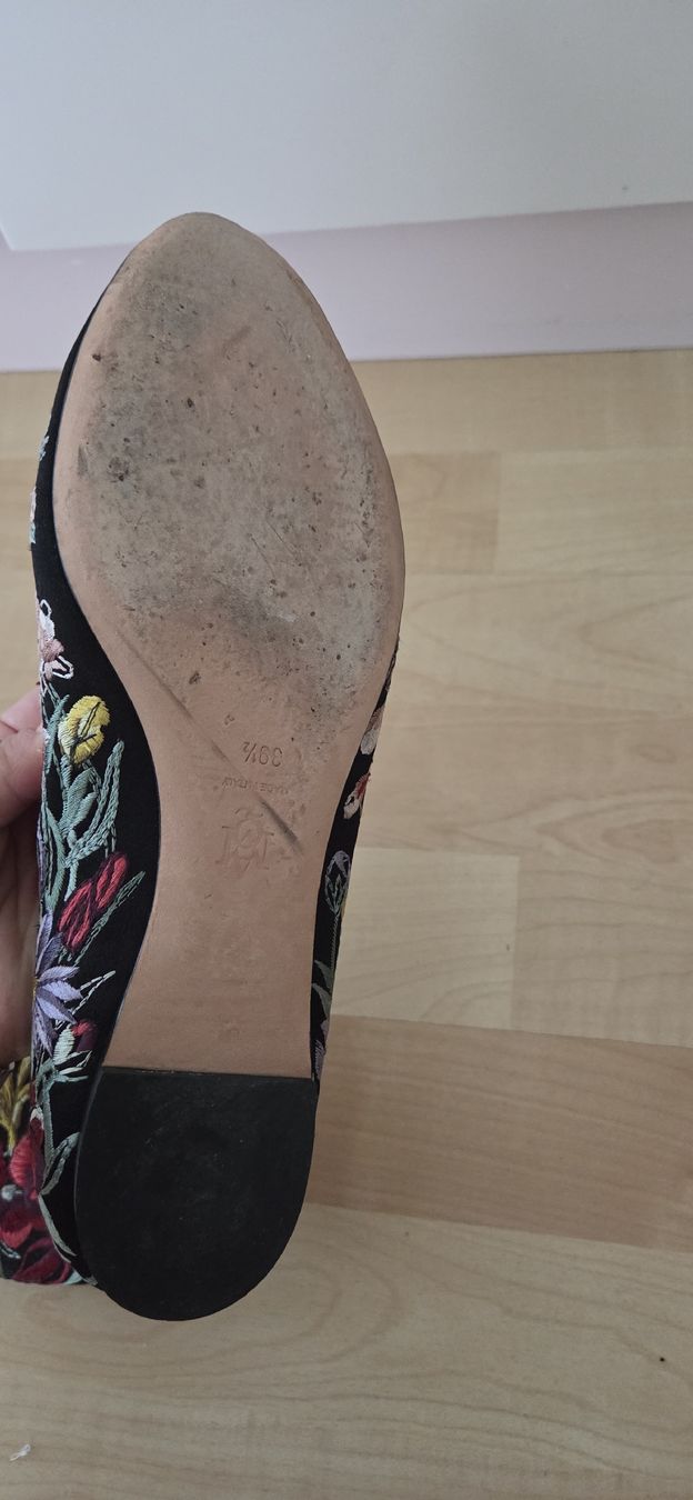 Alexander Mcqueen Chaussures femmes: Alexander McQueen Loafers 39.5 – D'occasion à Hellbühl par Oki_doki 3