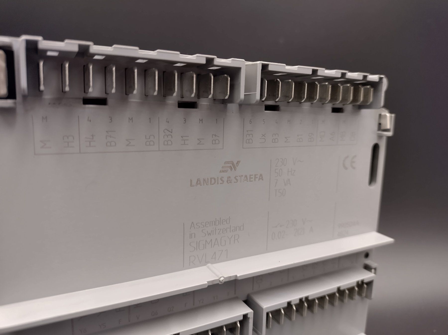 Sistema di controllo: Landis & Staefa Sigmagyr RVL471 – Usato da Winterthur venduto da Hint17 3