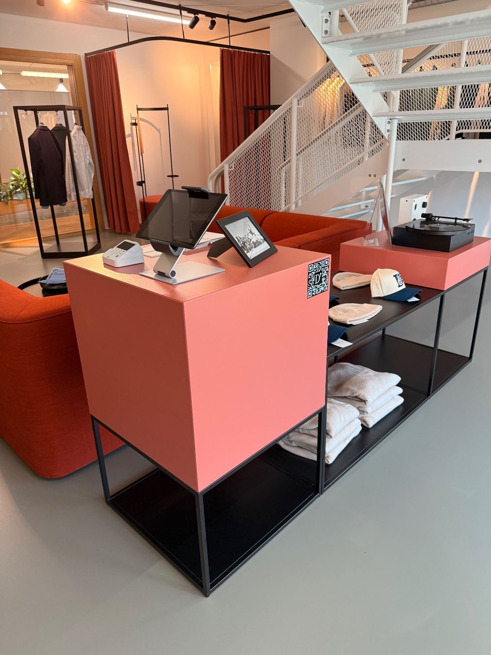 Kommoden: Sideboard – Gebraucht aus Dietlikon von svenm9320 1