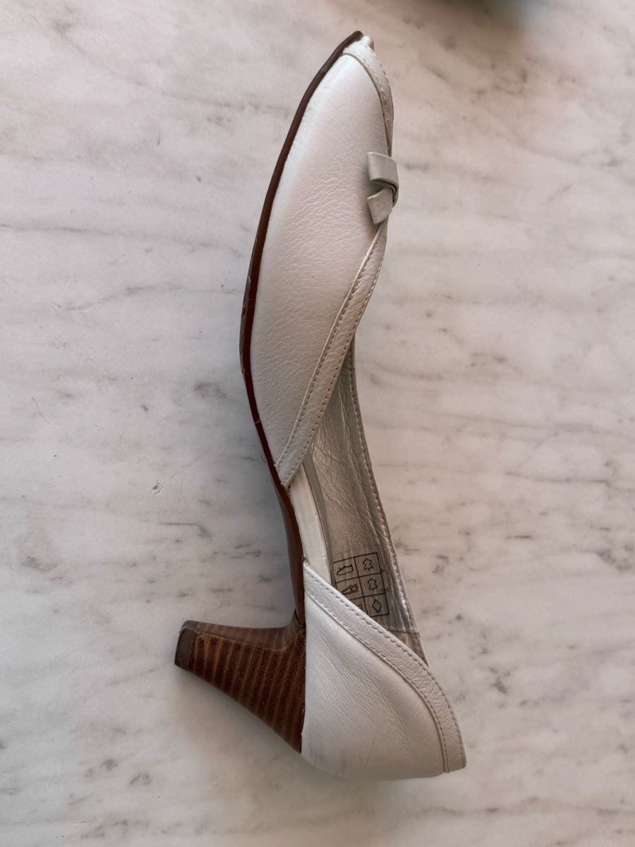Scarpe da donna: Damenschuh  – Nuovo (secondo la descrizione) da Hombrechtikon venduto da Whoopy3 3
