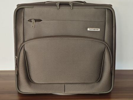 Samsonite Rolling Tote - Business Travel Ready! 💼✈️