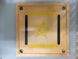 Carrom Spiel mit Spielsteinen, ca. 75x75cm