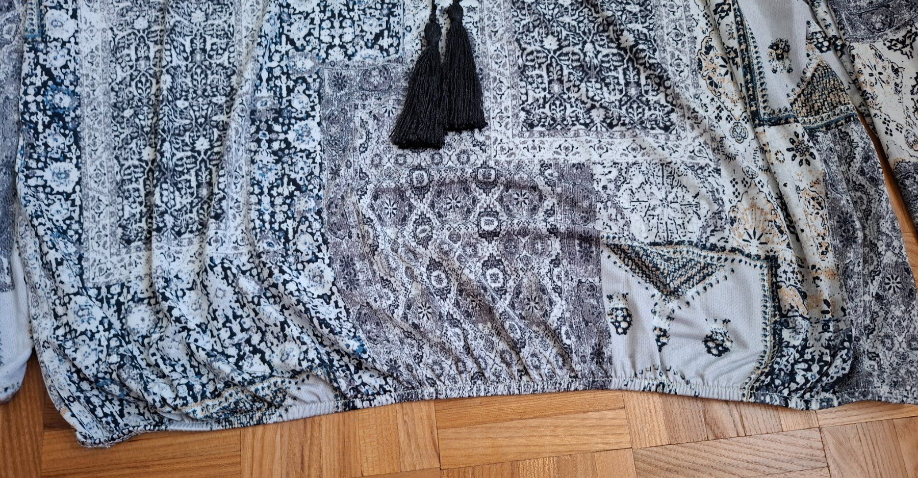 Top: Blouse Amisu à motifs/Bluse Amisu mit Muster – Nuovo (secondo la descrizione) da Moutier venduto da antols2155 2