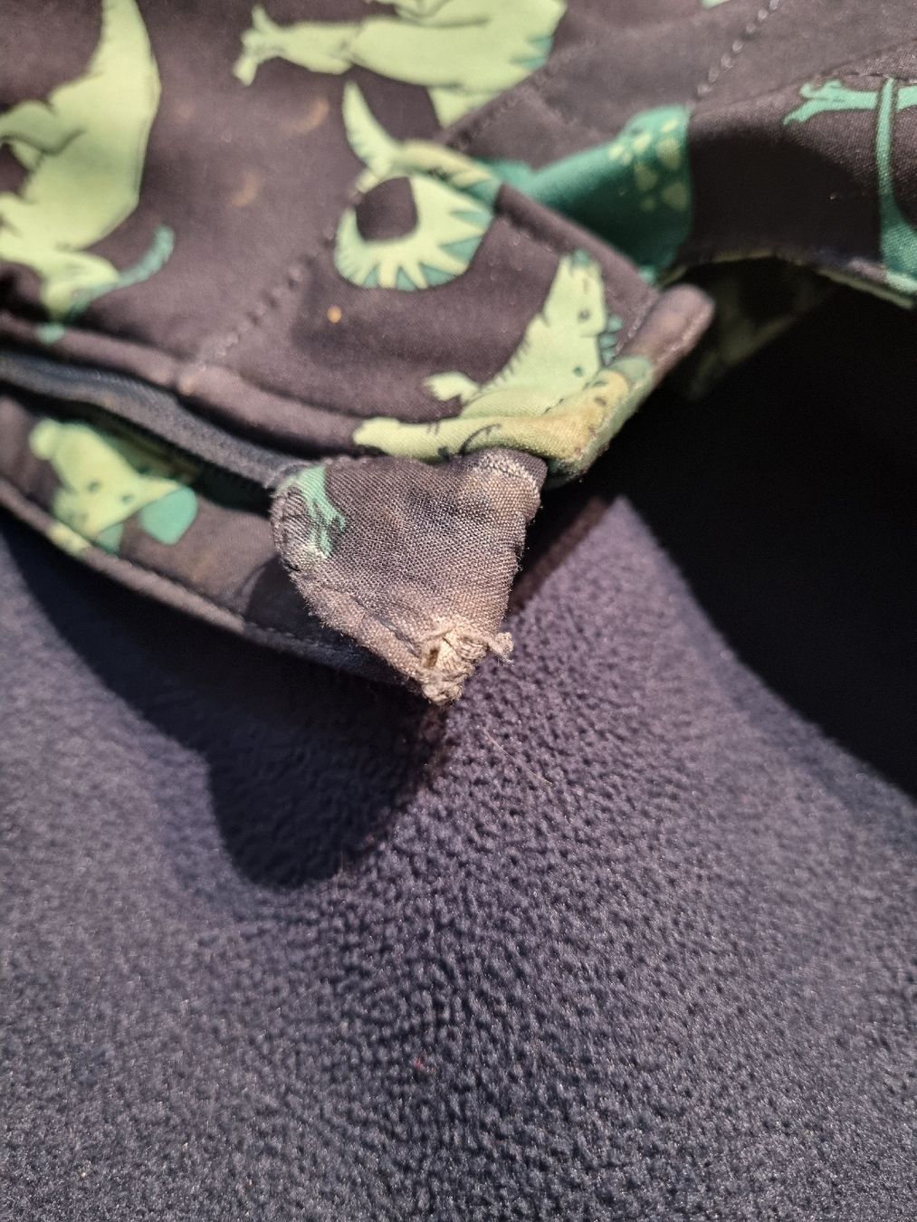 H&M Giacche & Cappotti: Softshelljacke gr 122 – Usato da Rümlang venduto da Franny93 4