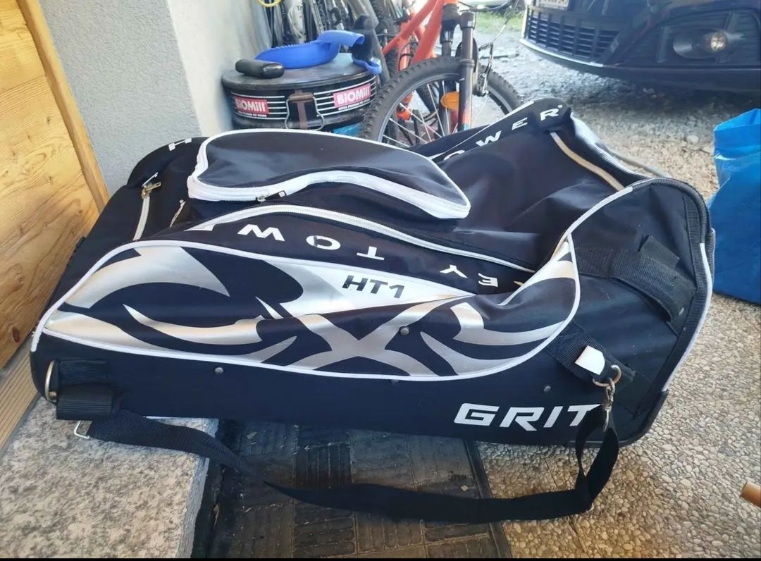 Sacs: Sac de Hockey GRIT – D'occasion à Leytron par chloe20811