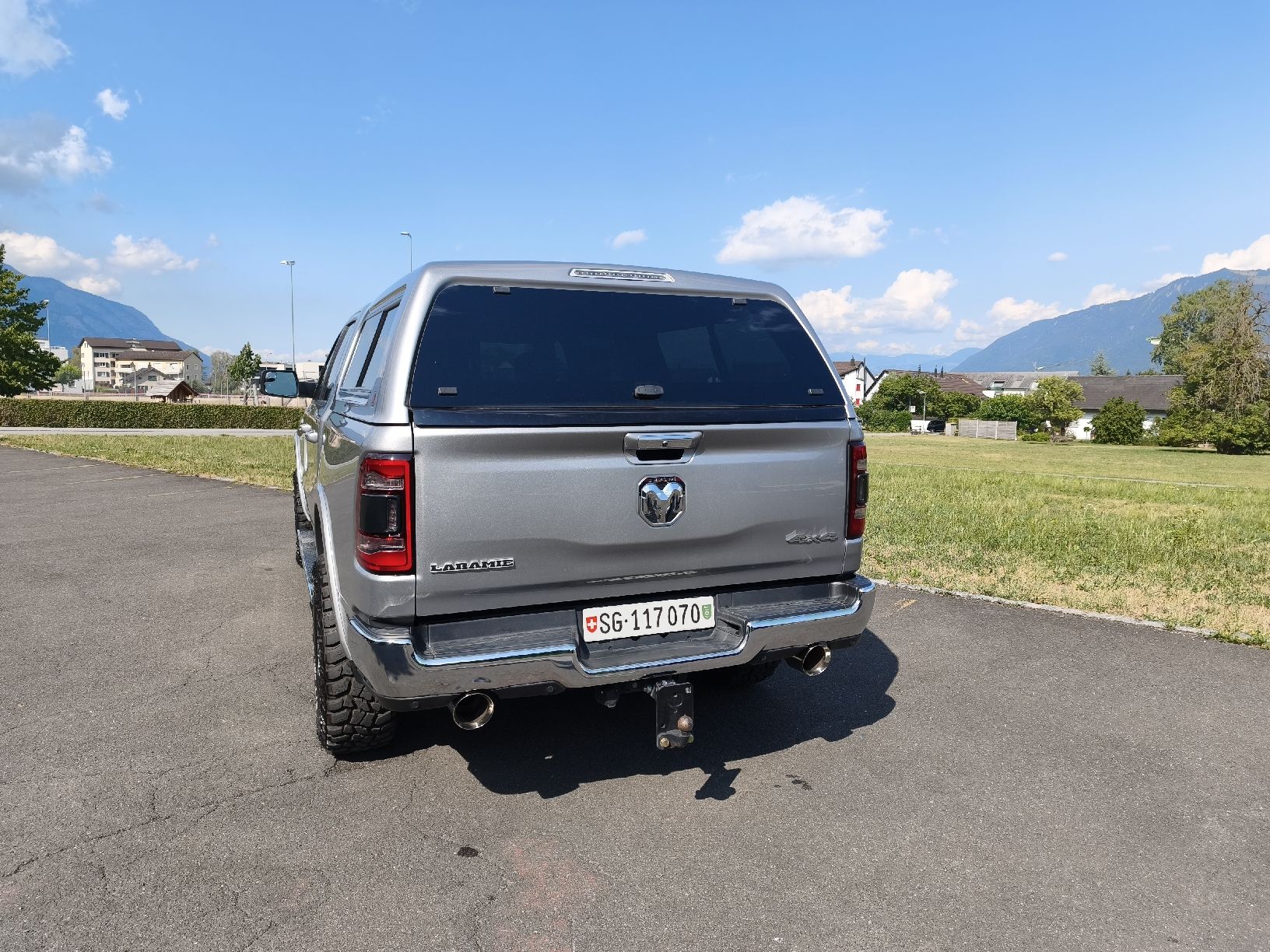 Dodge Tutti pezzi di ricambio auto: Leer Hardtop Dodge RAM, Modell 100XR – Usato da Grabs venduto da pasofisa 1
