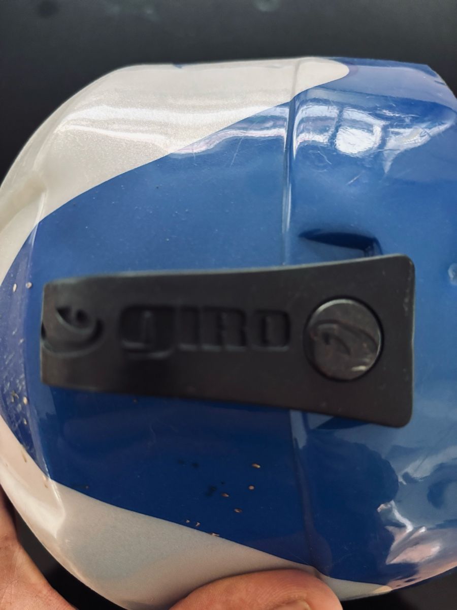 Caschi: Skihelm Giro blau weiss gebraucht  – Usato da meiringen venduto da Vlinder01 2