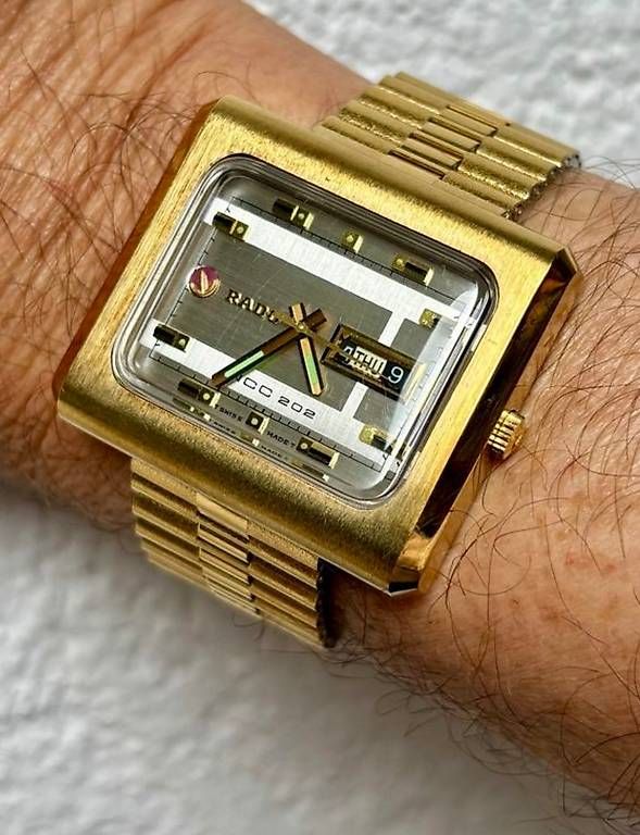 Rado Orologi: Rado Manhattan NCC 202 – Usato da Versoix venduto da Treska