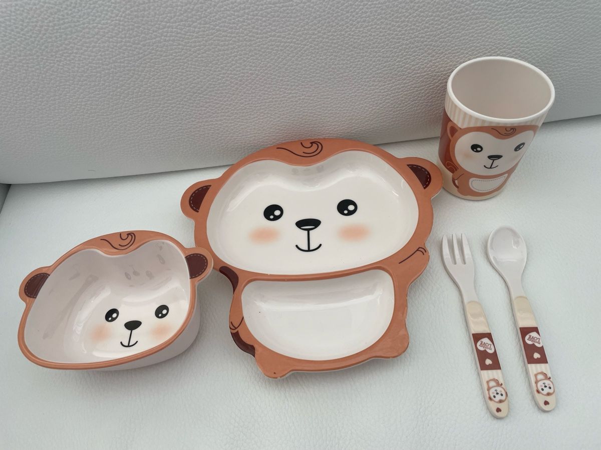 Set di piatti: Kindergeschirr 5-teiliges – Nuovo (secondo la descrizione) da Rüti ZH venduto da kar_xx9l 1
