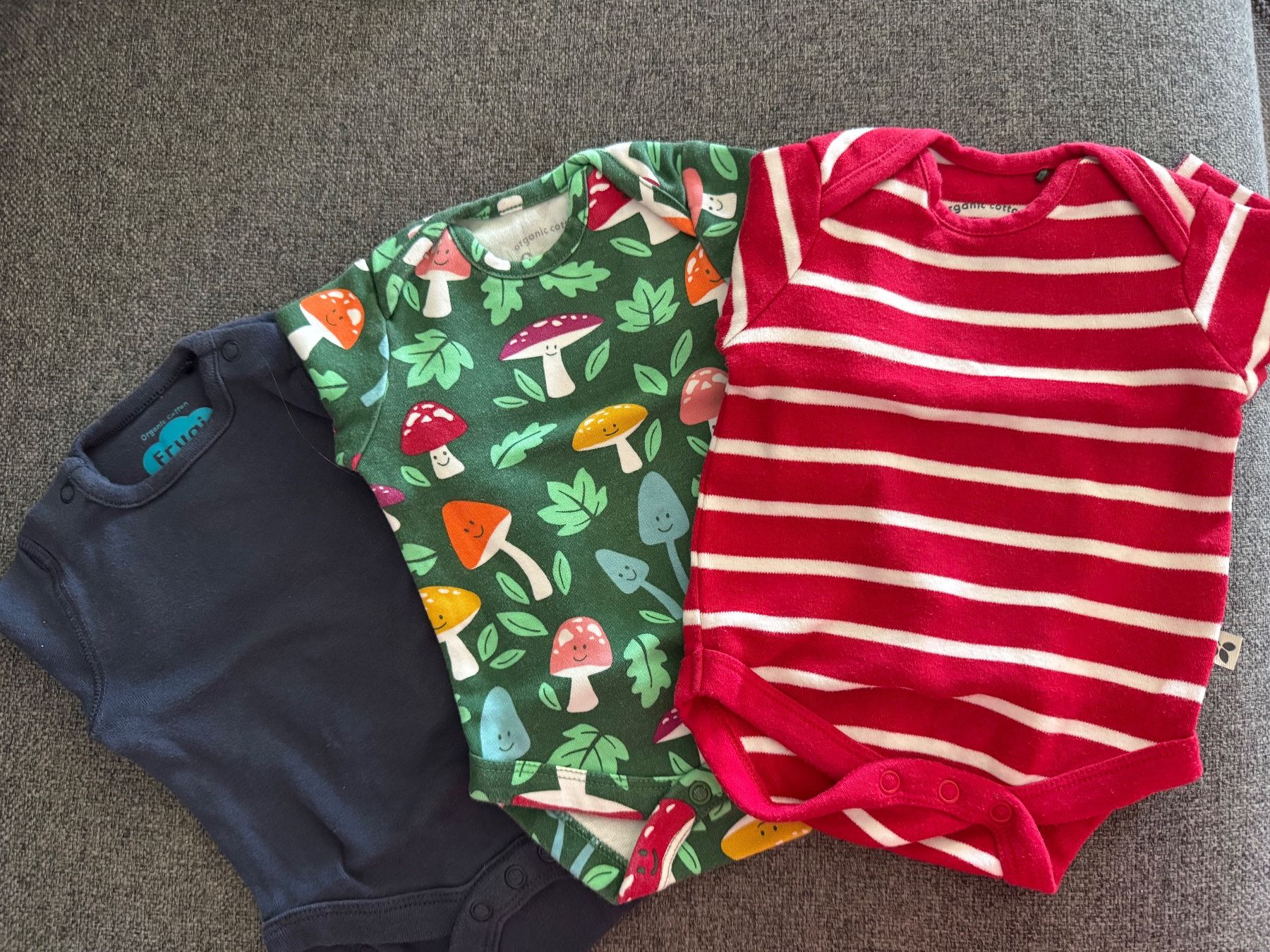 Frugi Kleiderpakete: Frugi Body 3er Pack Grösse 50/56 – Gebraucht aus Urdorf von Danii86