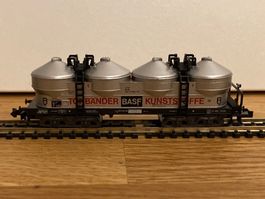 Minitrix 3586 Feinschüttgut-Silowagen „BASF“
