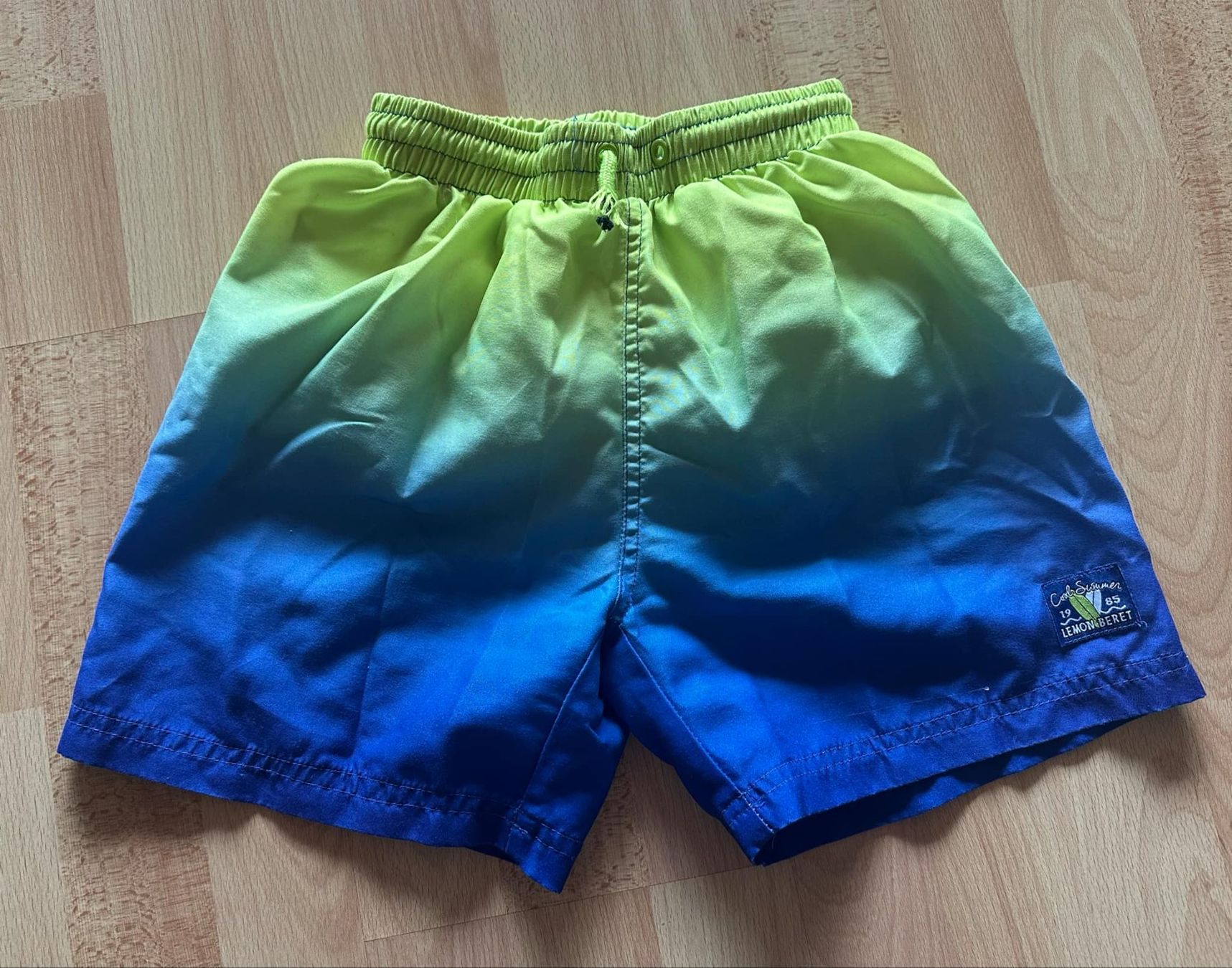 Pantaloni: Kurze Hose Gr. 140 cm – Usato da Churwalden venduto da BarBa727