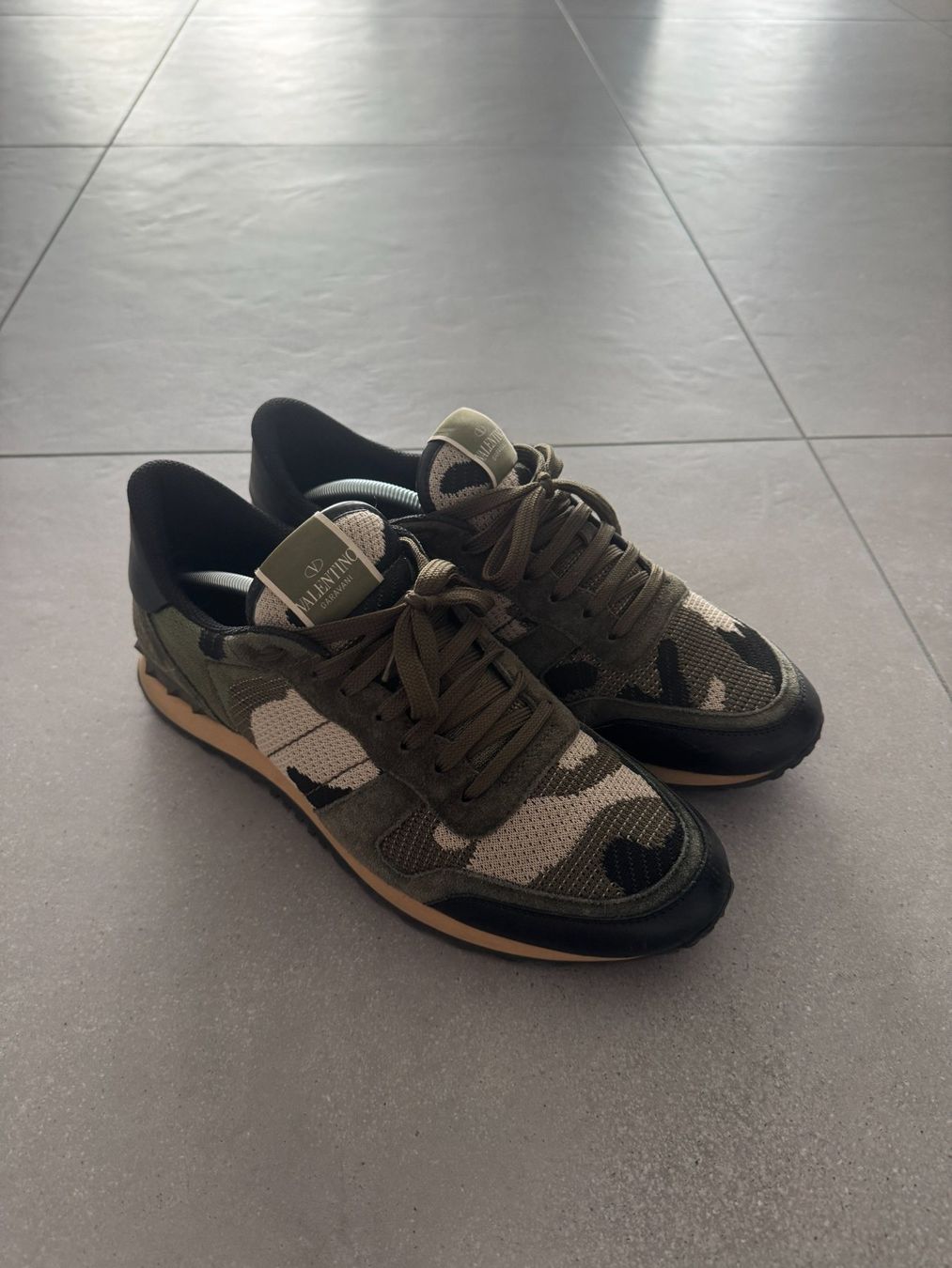 Valentino Scarpe da uomo: Valentino Garavani Rockstud Sneaker, Grösse 44 – Usato da Kleindöttingen venduto da Kimbo93