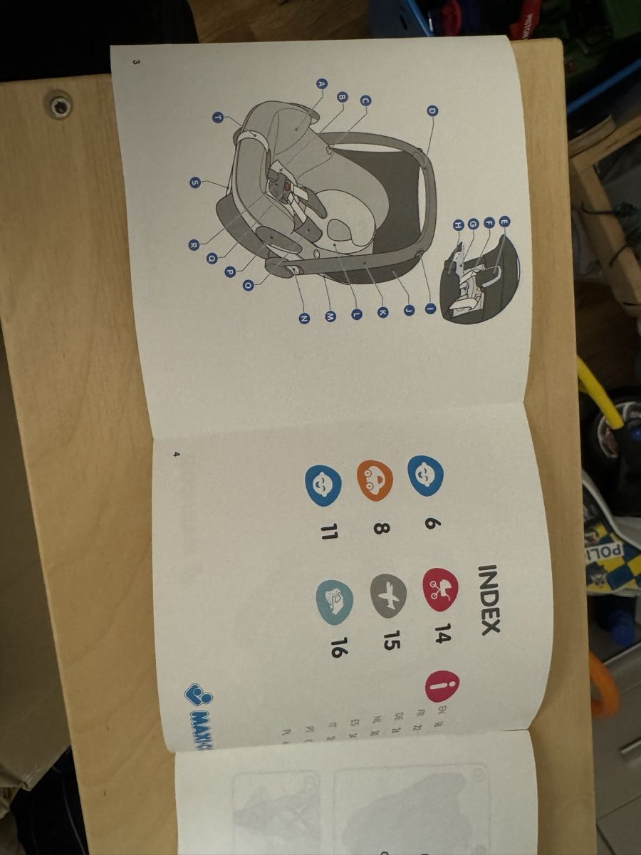 Maxi-Cosi Seggiolini per auto: Maxi-Cosi Pebble Babyschale mit Zubehör – Usato da Niederurnen venduto da 8867 7