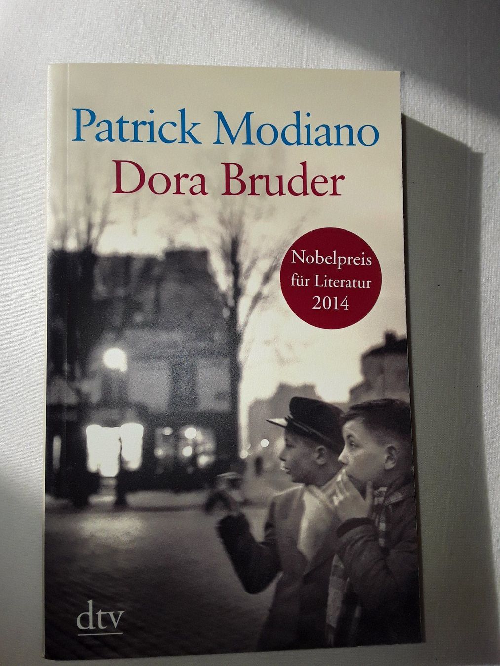 Livres: Patrick Modiano - Dora Bruder – D'occasion à Wattwil par tannenmeise73