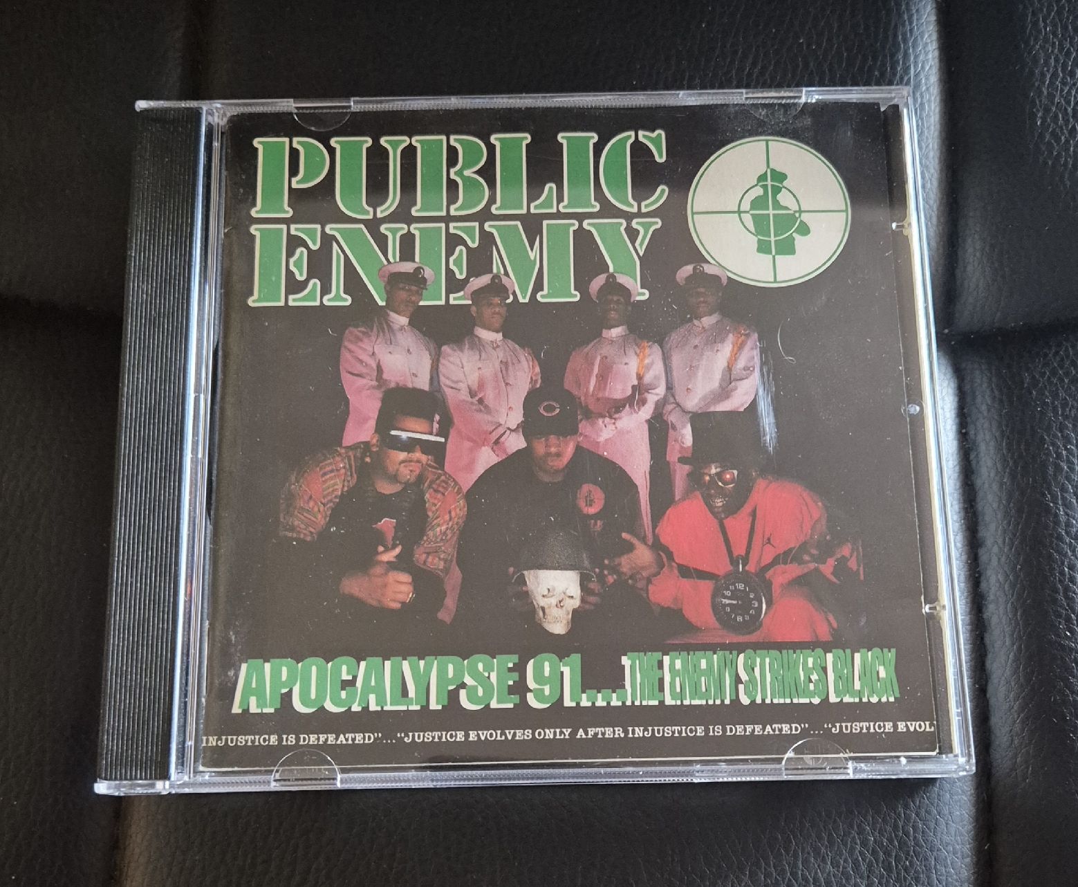 CD: Public Enemy- apocalypse 91 the enemy strikes black – Usato da goldingen venduto da M.Balmer-13