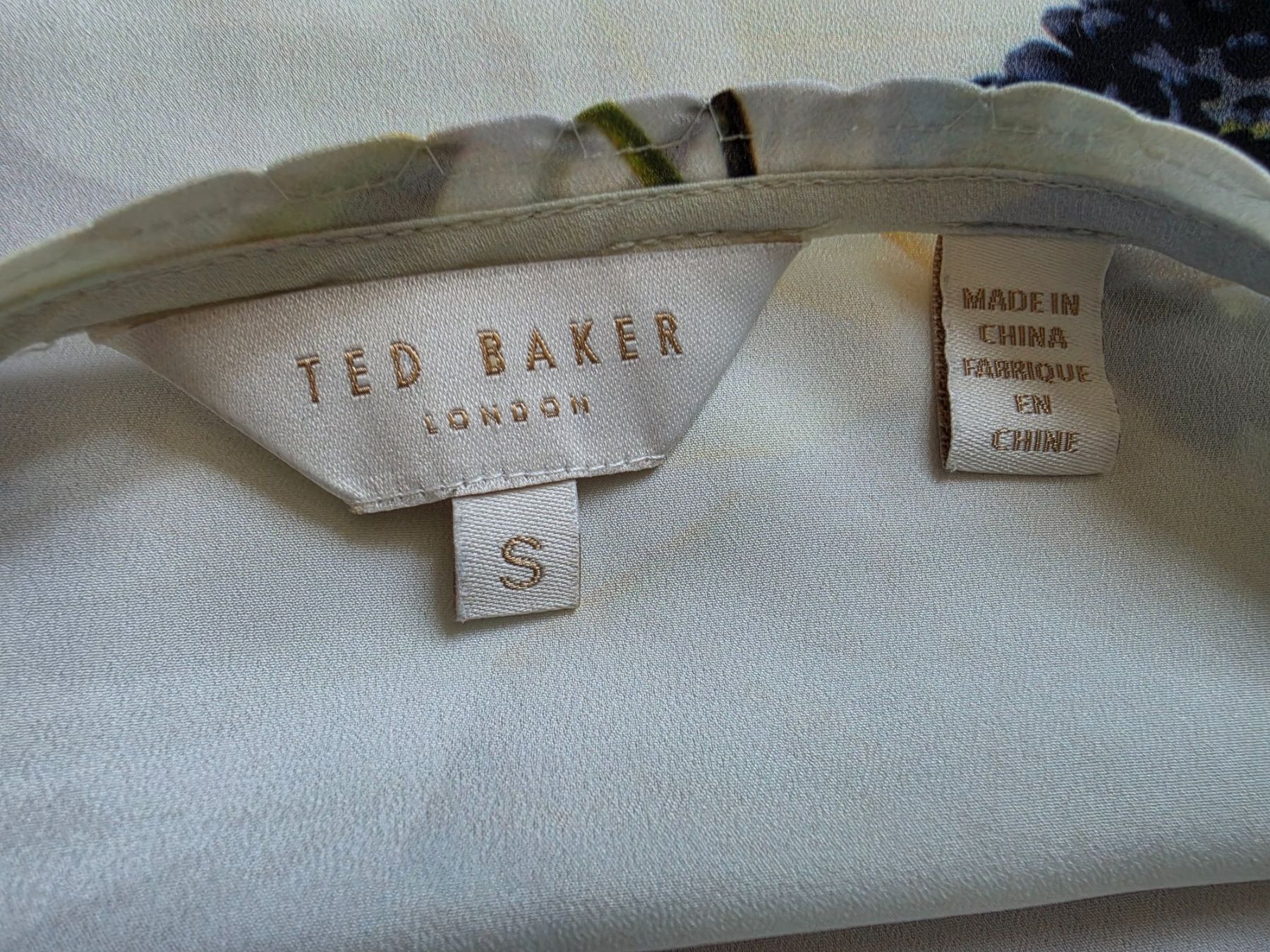 Top: 3 x Top Ted Baker Gr. S – Usato da Stäfa venduto da flamingo_17 6
