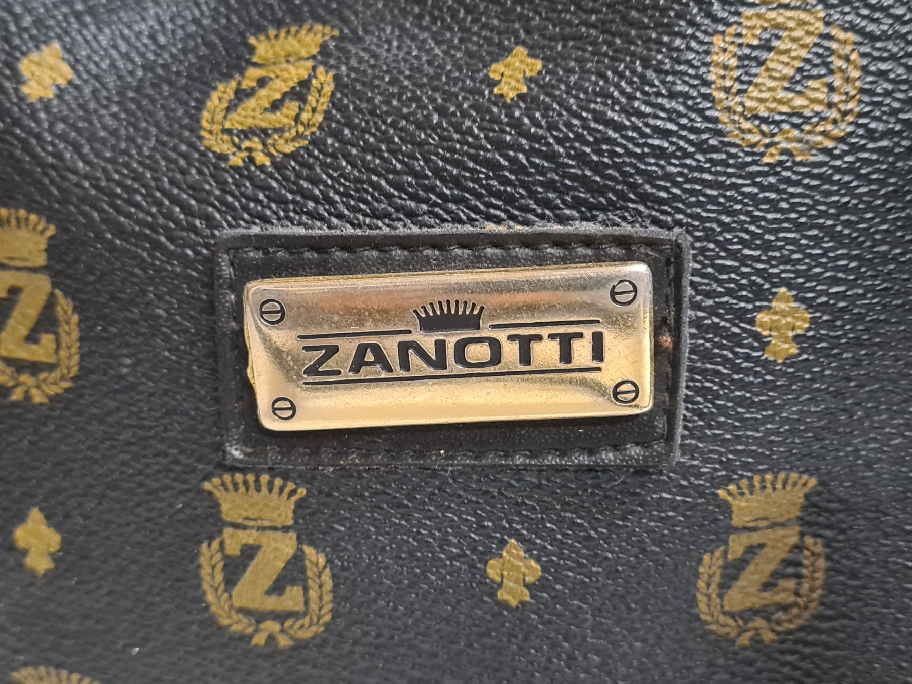 Zanotti Borse da donna: Handtasche Zanotti,  38x29 cm – Usato da Amriswil venduto da used2use 1