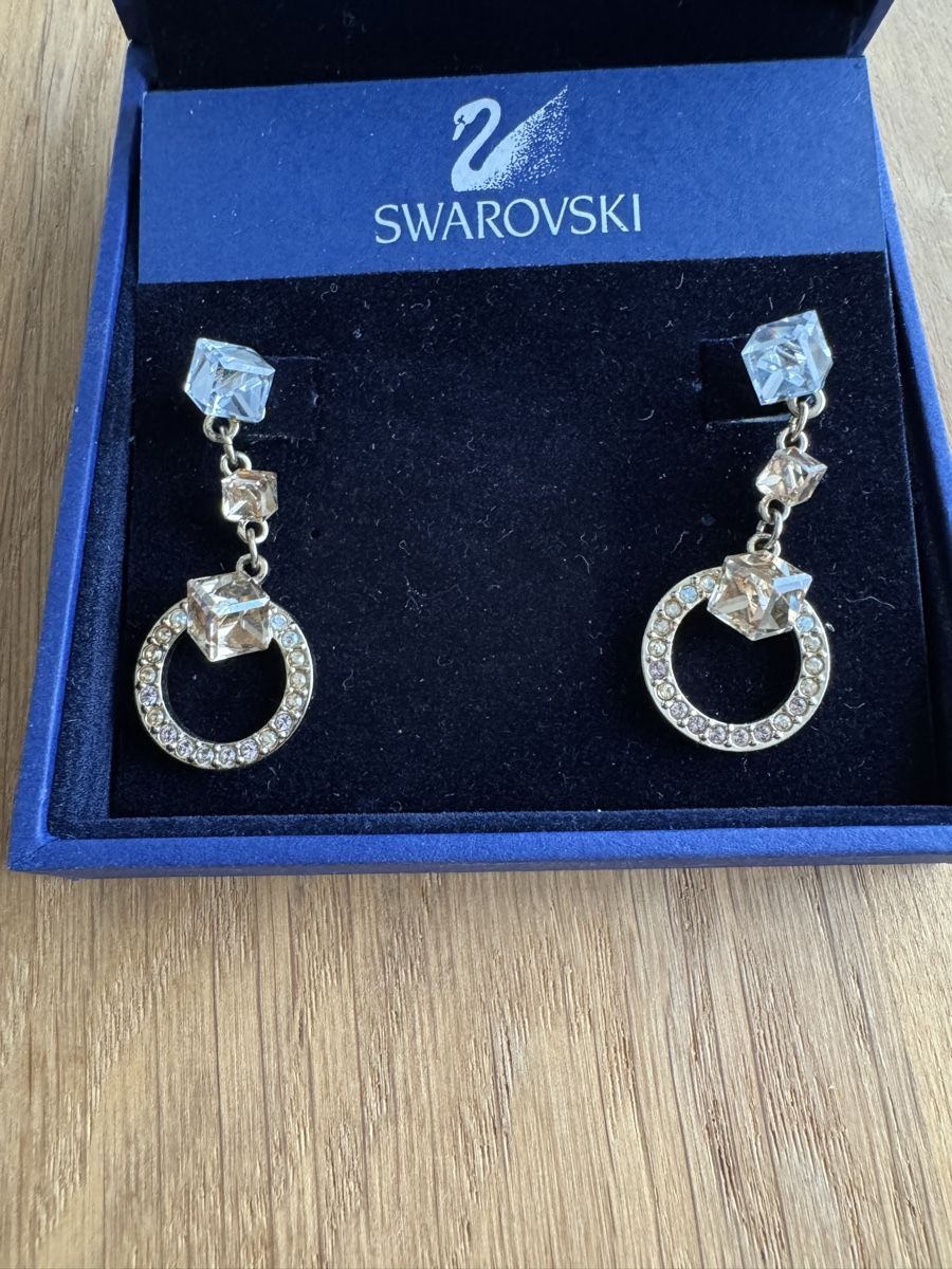 Swarovski Orecchini pendenti & Orecchini a lobo: Swarovski Ohrringe – Nuovo (secondo la descrizione) da Uznach venduto da Martina191185 2