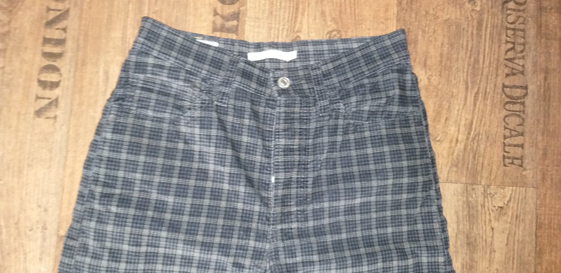 Levi's Jeans: Jeans LEVIS STRAUSS    Taille/Grosse W 27 – Usato da Cossonay-ville venduto da Super-Price-Quality 1
