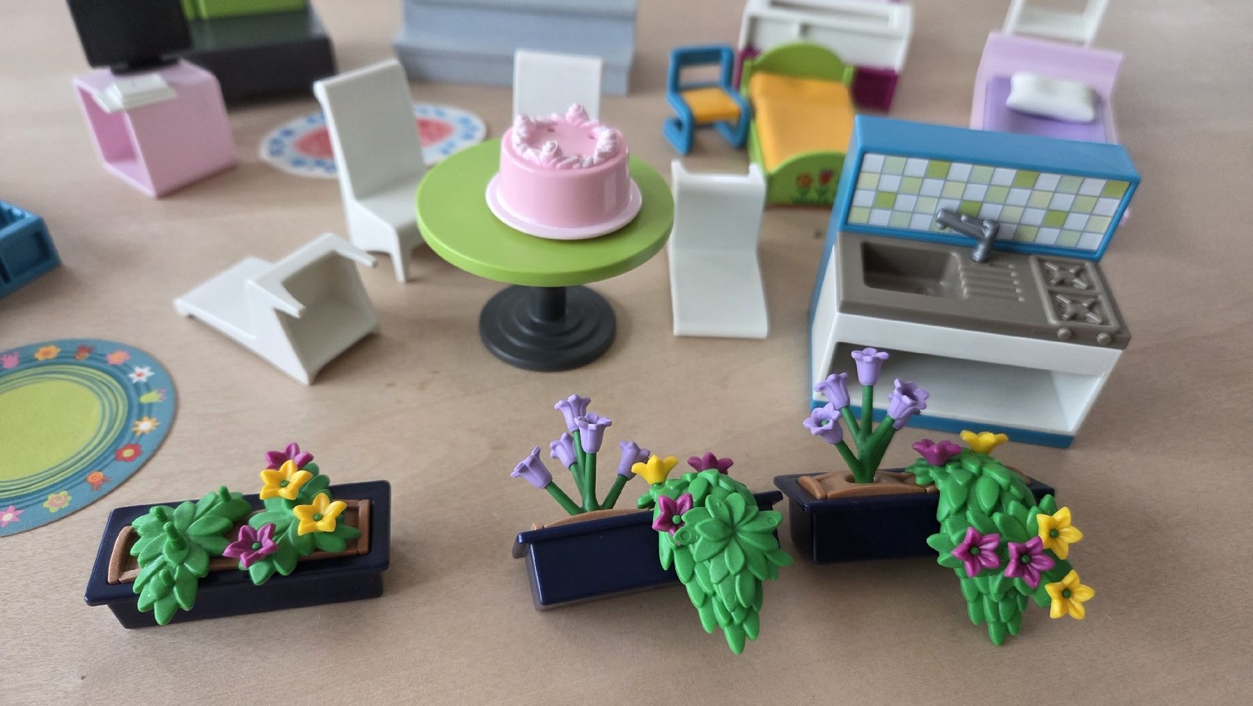 Playmobil Giocattoli: PLAYMOBIL Möbeli mit vielen Einzelteilen – Nuovo (secondo la descrizione) da Hausen am Albis venduto da pear04 2