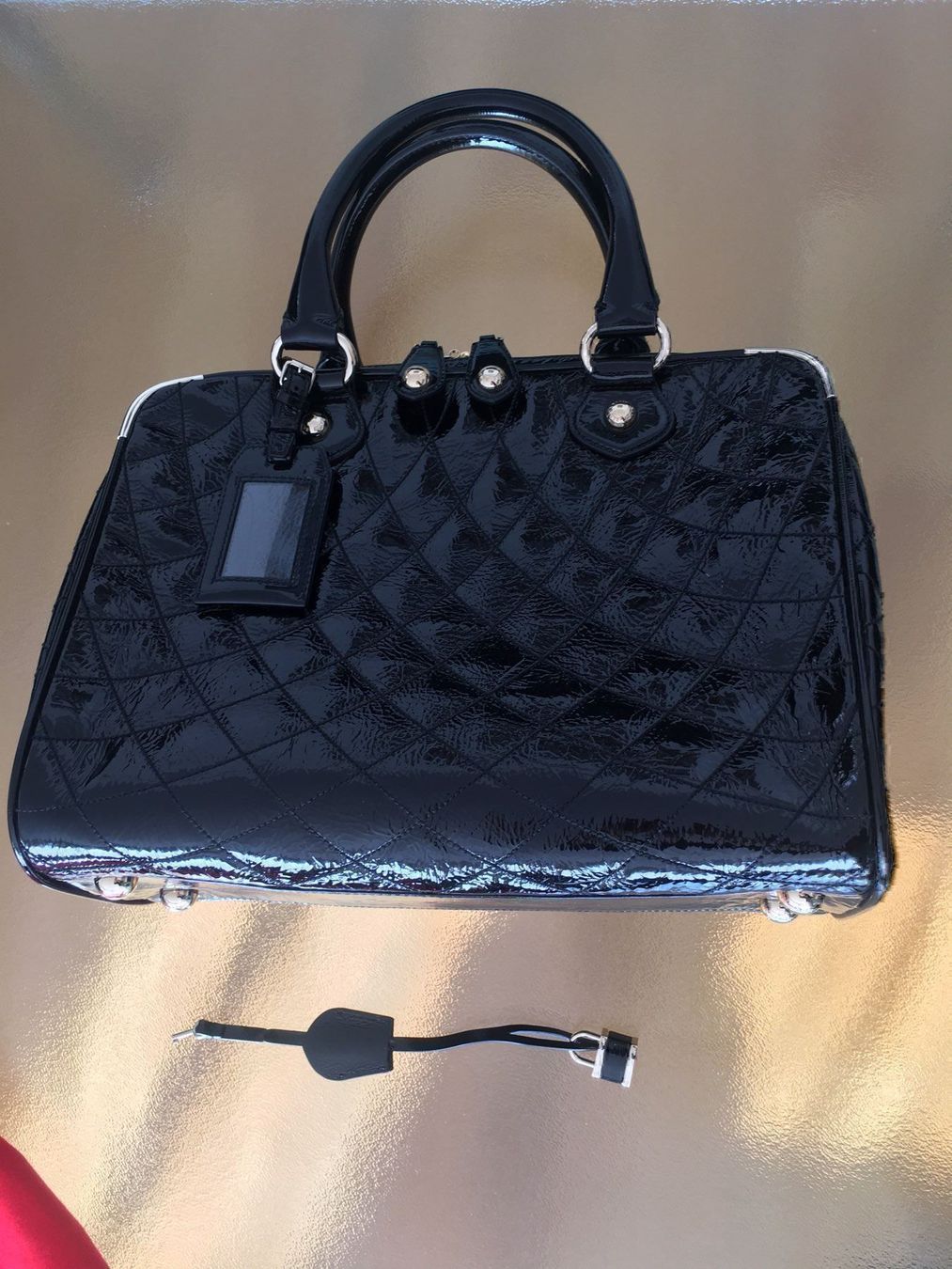Bally Borse da donna: Bally Tasche Gross, Lackleder Neu! – Nuovo (secondo la descrizione) da Luzern venduto da annabelle25