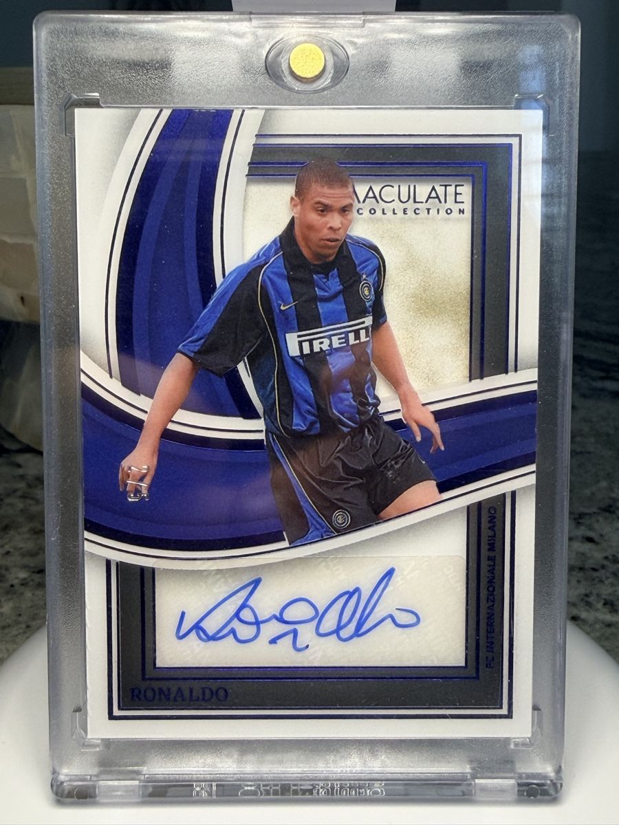 Panini Carte collezionabili: Ronaldo Nazário Immaculate Auto /5 Inter  – Nuovo (secondo la descrizione) da Ueberstorf venduto da dan_mms9