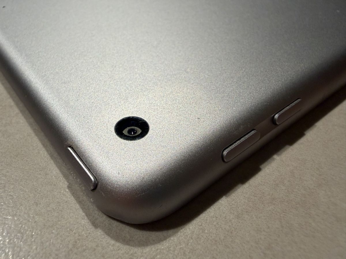 Apple Tablet PC: iPad 5. Generation Wi-Fi 32 GB spacegrau – Usato da Adliswil venduto da Stardust11 4