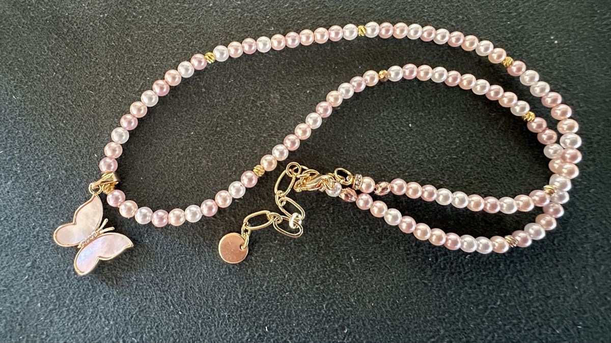 Catenine: Halskette aus Rosa, Elfenbein, Weiss Mixed Shell Perlen  – Nuovo e nell'imballaggio originale da Kriens venduto da Hortensie6 3