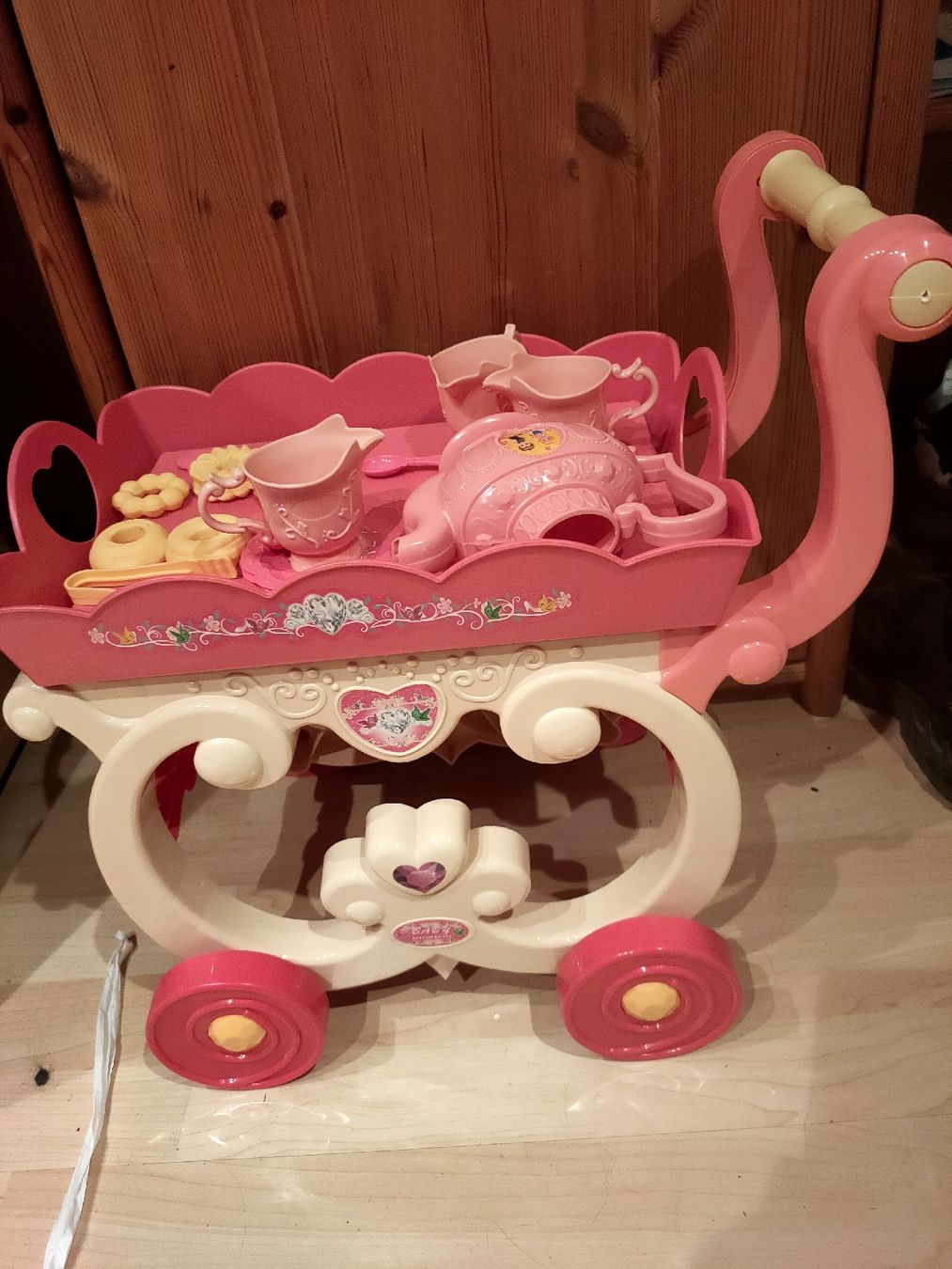 Fahrzeuge für Kinder: süsser servierwagen für Mädchen – Gebraucht aus Menziken von Dragon-Fuchur 2