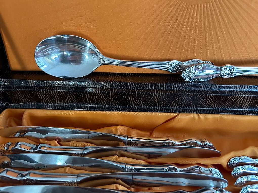 Bestecksets: Besteckkasten 50 tlg. Silberauflage – Gebraucht aus Hünenberg von fgg_v79c 1