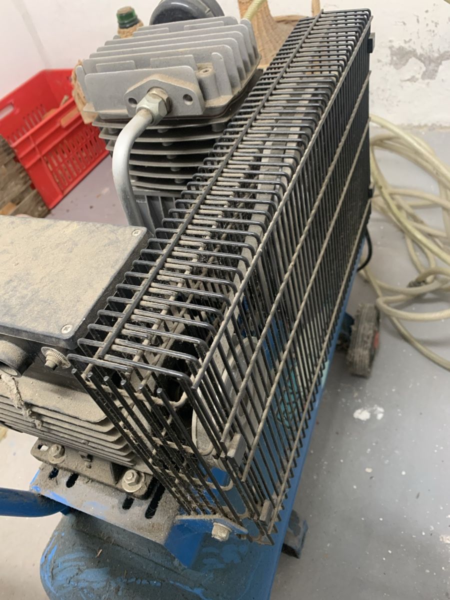 Compressori: Kompressor tool-air – Usato da Niederhasli venduto da Nati134 4