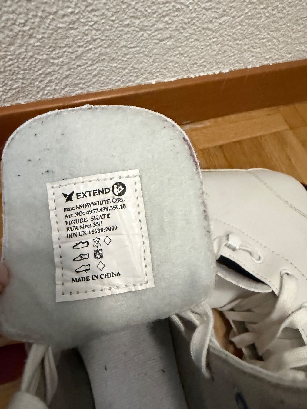 Patins à glace: Schlittschuhe Kinder Grösse 35 – D'occasion à Dübendorf par Meinemaus 3