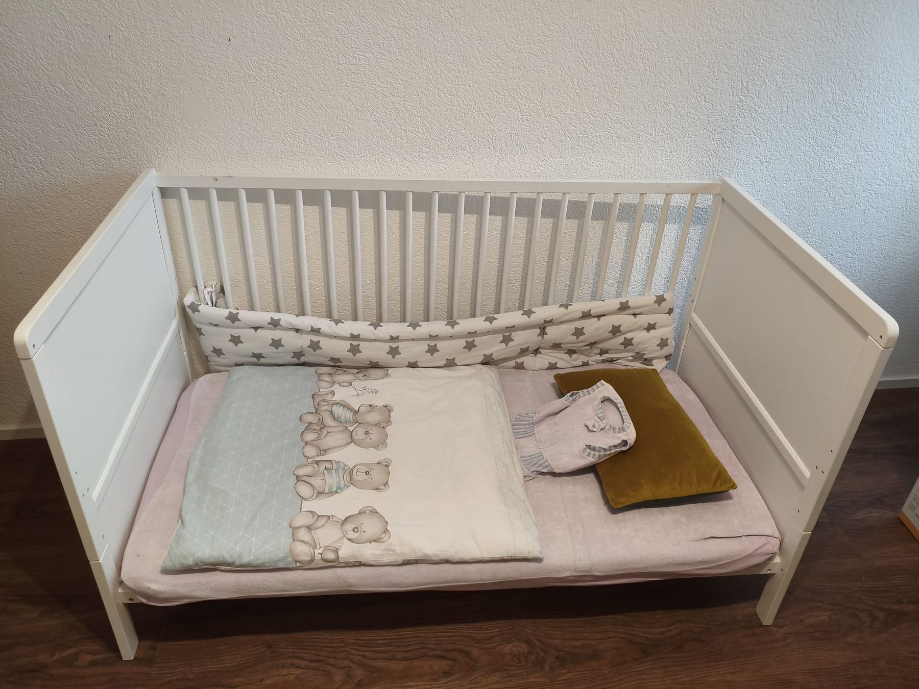 Letti: Babybett – Usato da Einsiedeln venduto da mar_jj5f