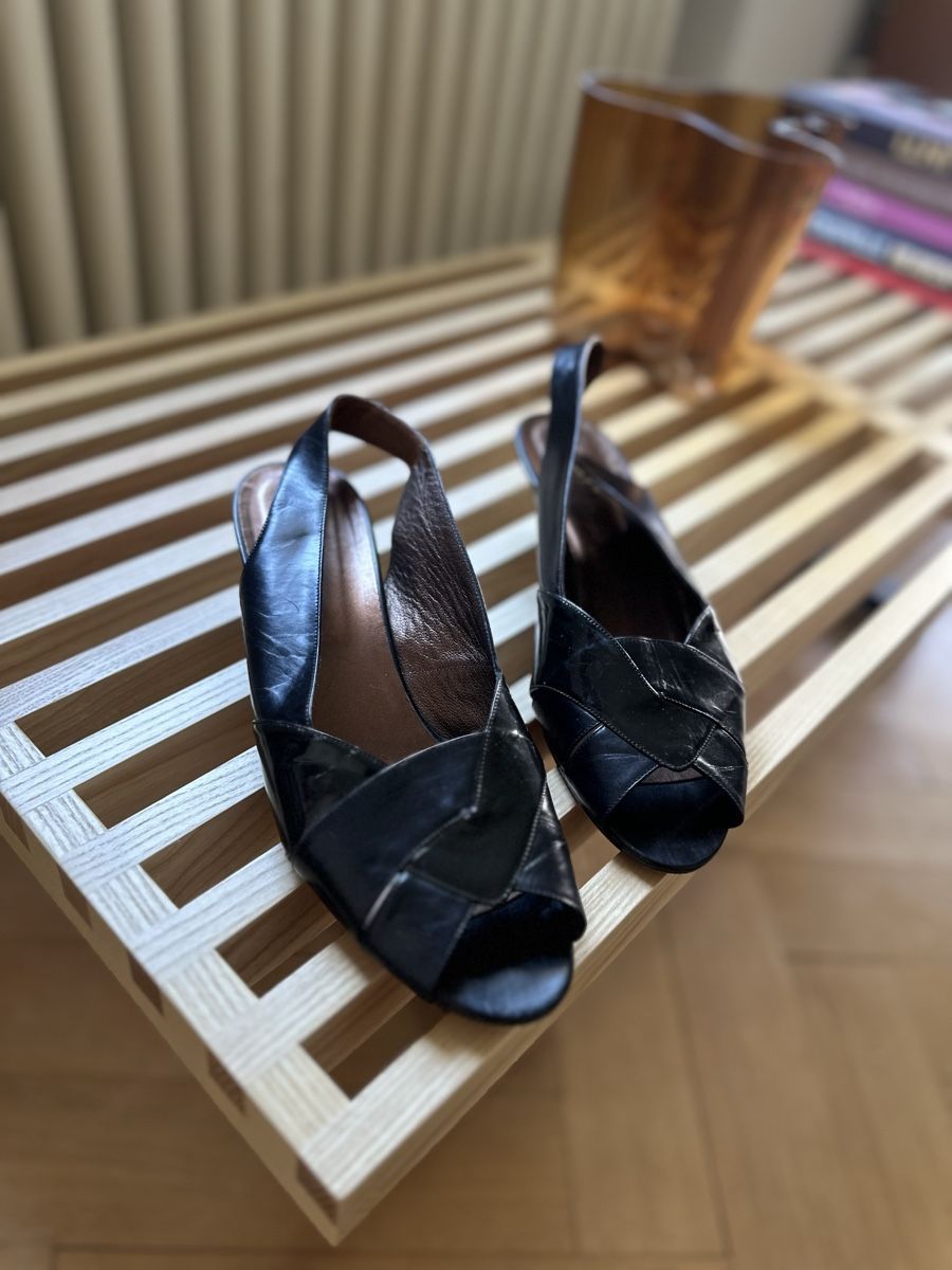 Bally Chaussures femmes: Bally Peeptoe Sandaletten 40 – D'occasion à Zürich par PuraVida111 2