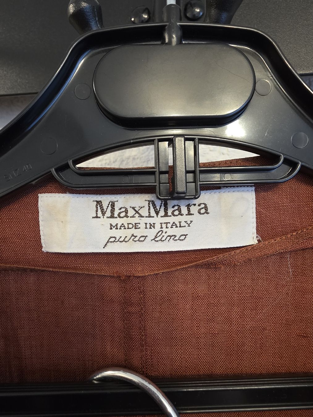 Ensembles & Tailleurs: Ensemble MaxMara lin  – D'occasion à Collonges par 2D_Collector 4