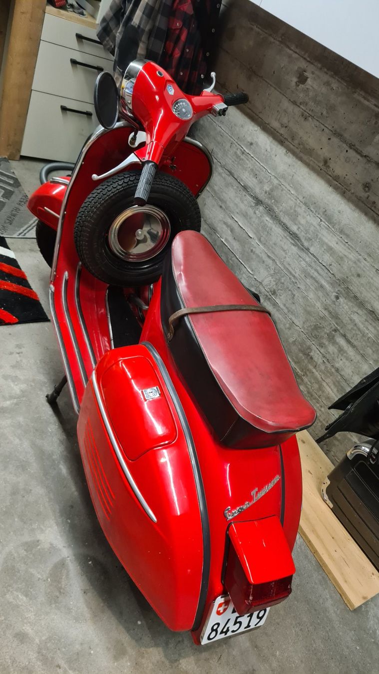 Vespa Scooters: Vespa 125 Gran Turismo – Gebraucht aus Utzenstorf von Survivor4 5