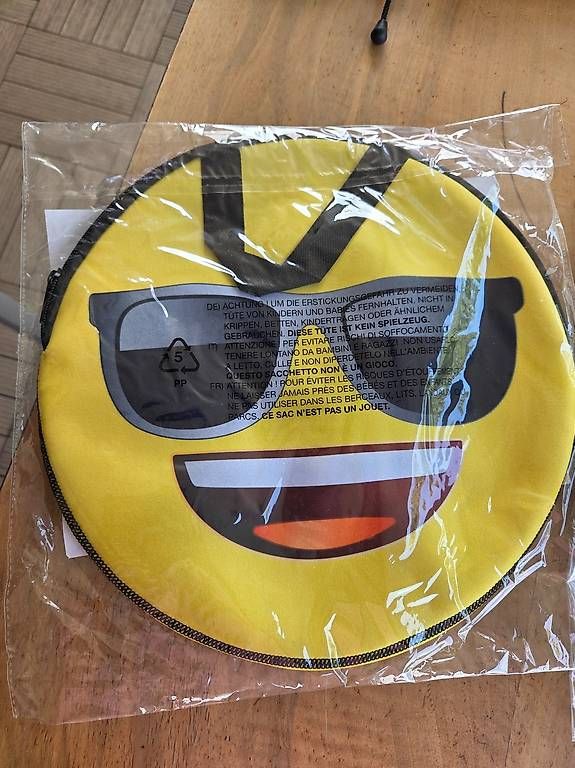 Cuscini: Emoji Strandkissen – Usato da Rotkreuz venduto da MASI17