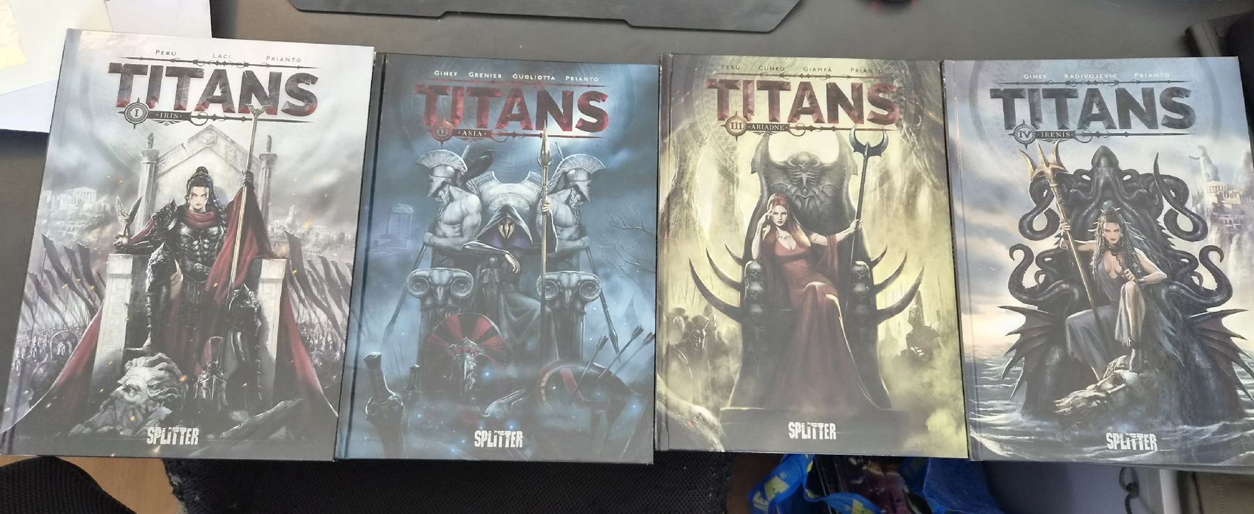 Comics: Titans 1 bis 4 - Deutsch – Gebraucht aus Zofingen von Rafinator91